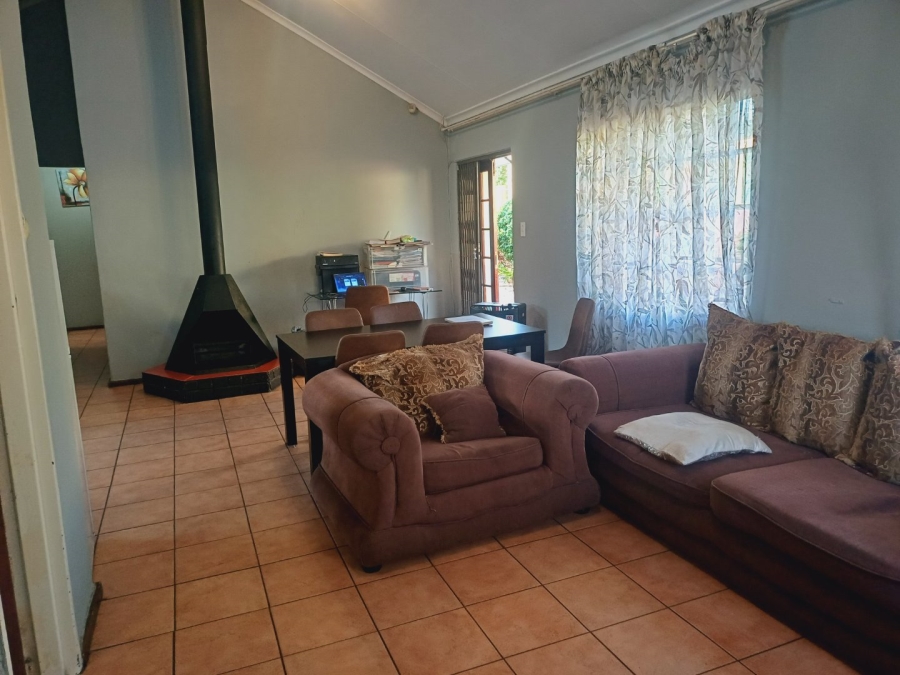 To Let 3 Bedroom Property for Rent in Halfway Gardens Gauteng