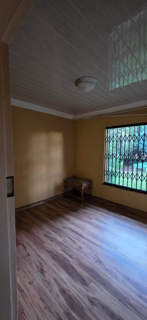 To Let  Bedroom Property for Rent in Mohlakeng Gauteng