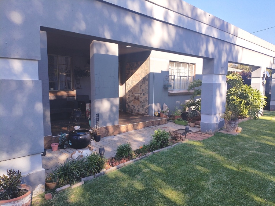 3 Bedroom Property for Sale in Casseldale Gauteng