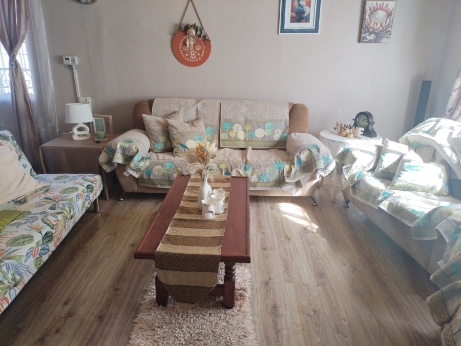 3 Bedroom Property for Sale in Casseldale Gauteng