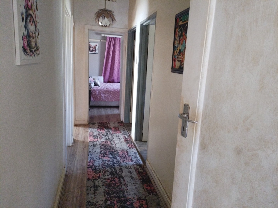 3 Bedroom Property for Sale in Casseldale Gauteng