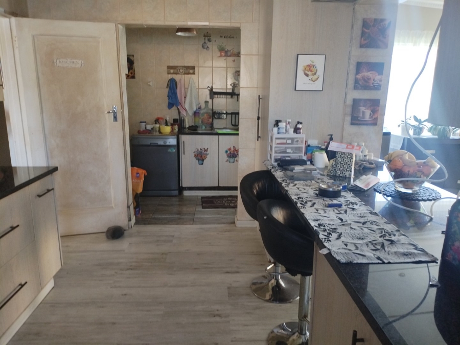 3 Bedroom Property for Sale in Casseldale Gauteng