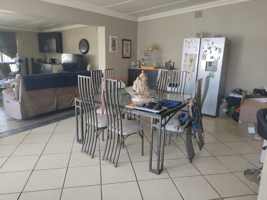 3 Bedroom Property for Sale in Casseldale Gauteng