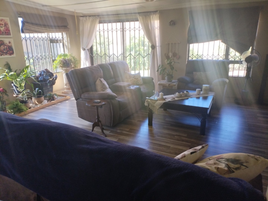 3 Bedroom Property for Sale in Casseldale Gauteng