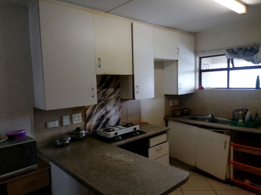 2 Bedroom Property for Sale in Beyers Park Gauteng