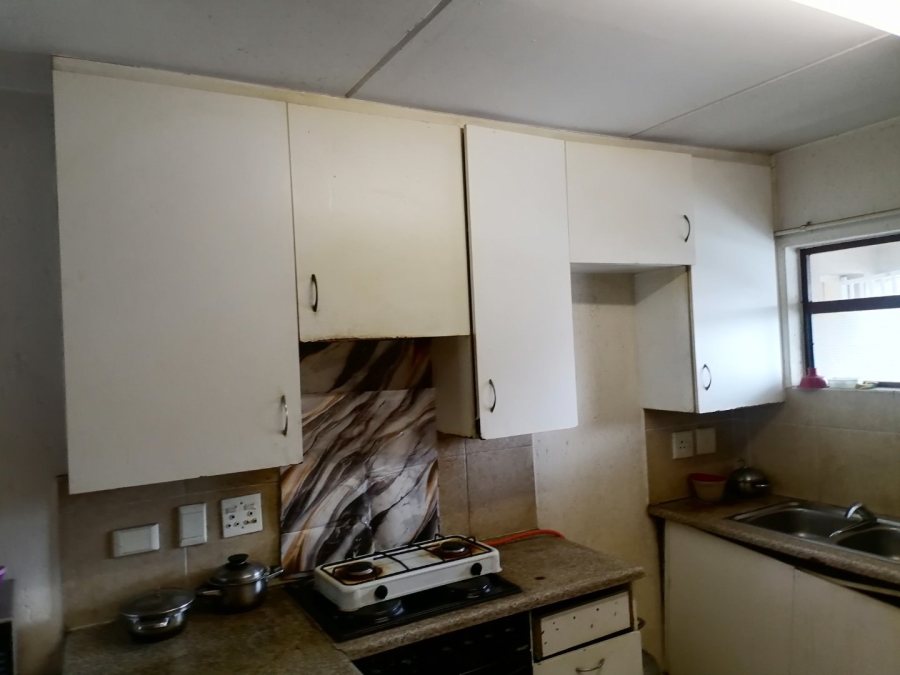 2 Bedroom Property for Sale in Beyers Park Gauteng