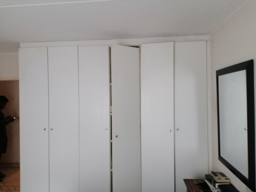 2 Bedroom Property for Sale in Beyers Park Gauteng