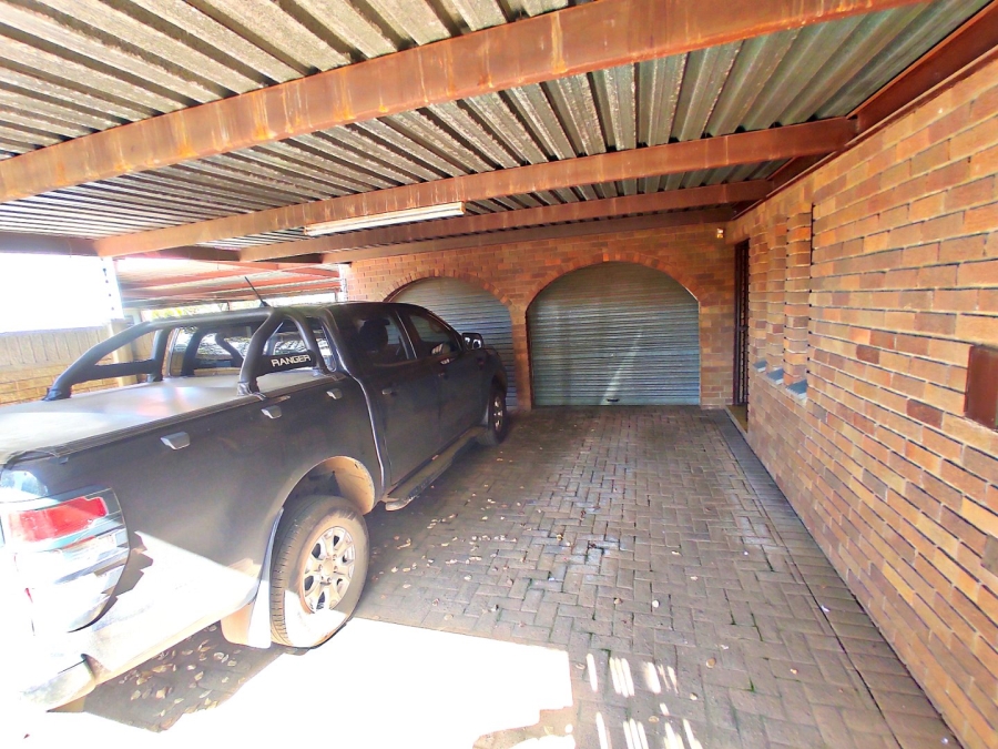3 Bedroom Property for Sale in Vanderbijlpark Sw 2 Gauteng