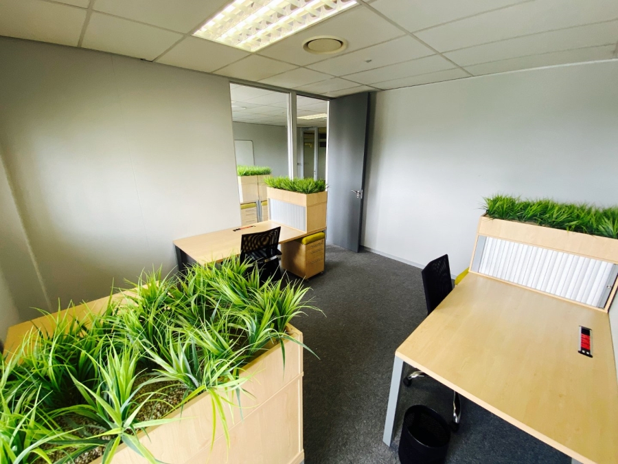 To Let Commercial Property for Rent in Die Hoewes Gauteng