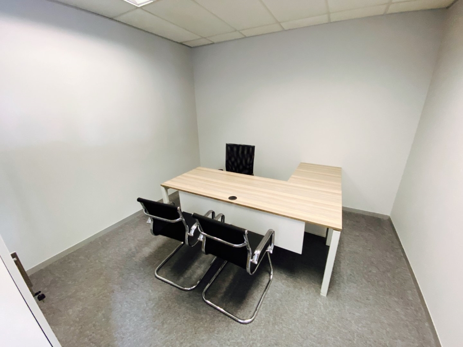 To Let Commercial Property for Rent in Die Hoewes Gauteng