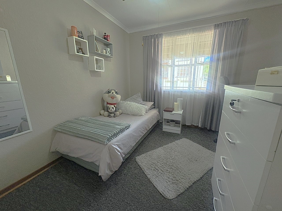 2 Bedroom Property for Sale in Mindalore Gauteng