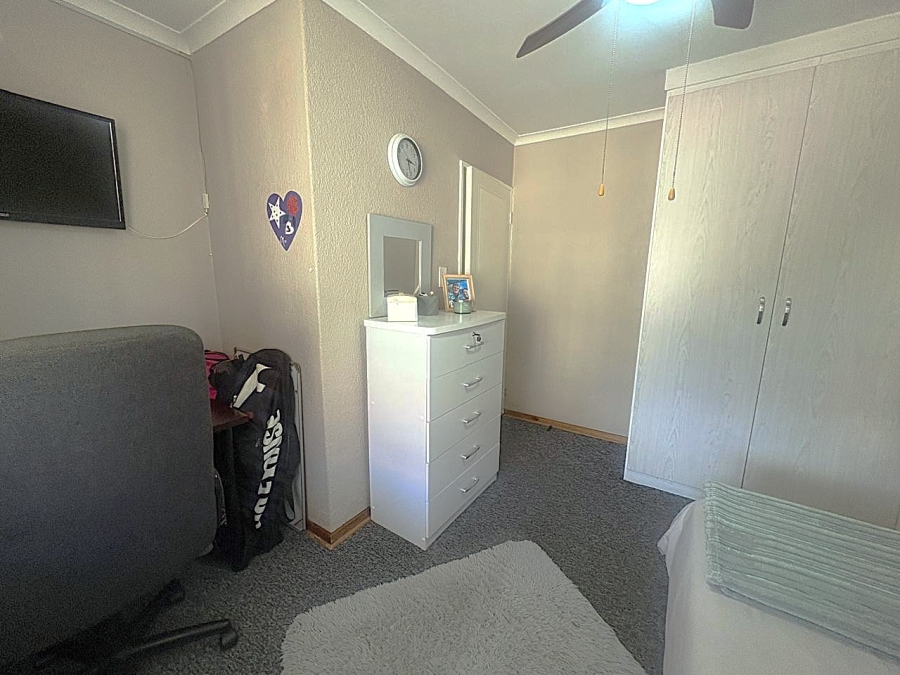 2 Bedroom Property for Sale in Mindalore Gauteng