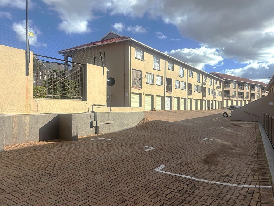 2 Bedroom Property for Sale in Mindalore Gauteng