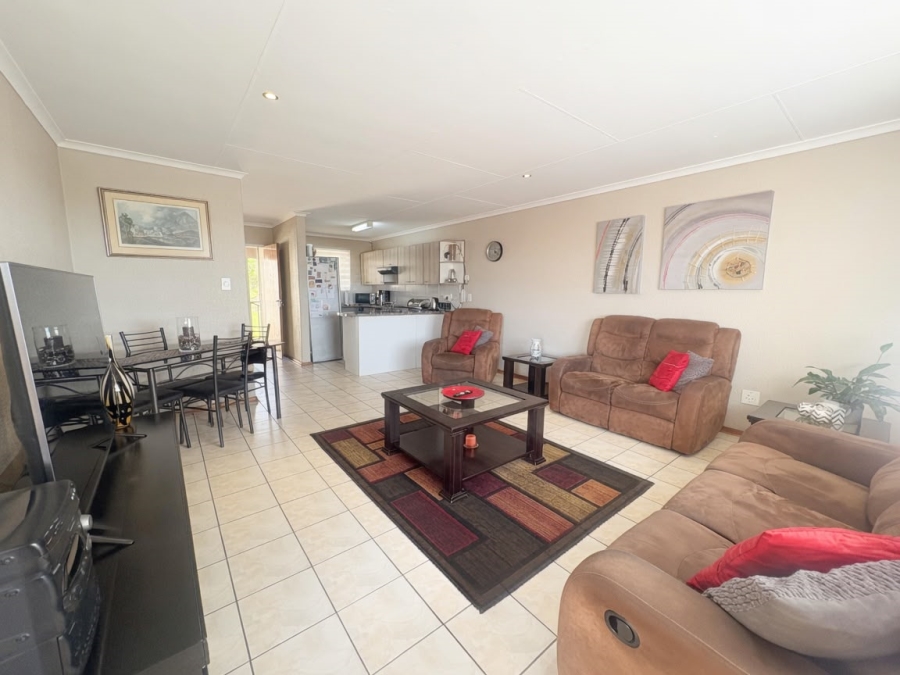 2 Bedroom Property for Sale in Mindalore Gauteng