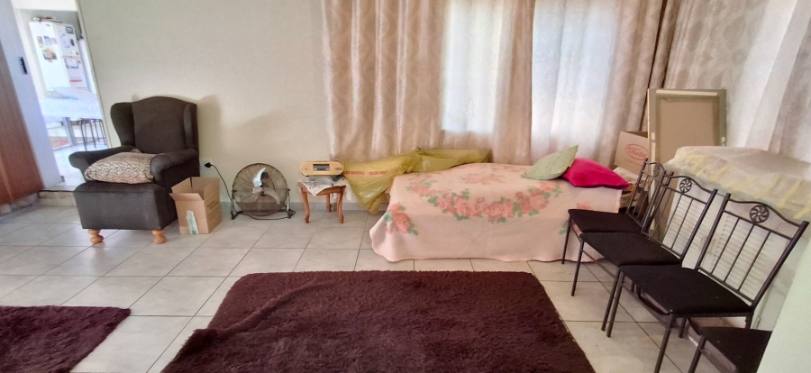 6 Bedroom Property for Sale in Mountain View Gauteng