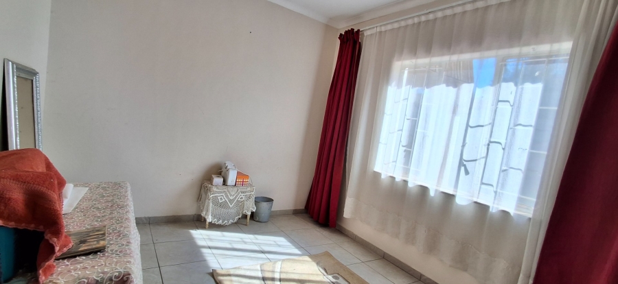 6 Bedroom Property for Sale in Mountain View Gauteng