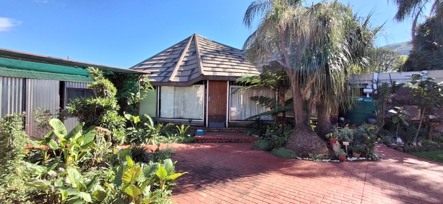 6 Bedroom Property for Sale in Mountain View Gauteng