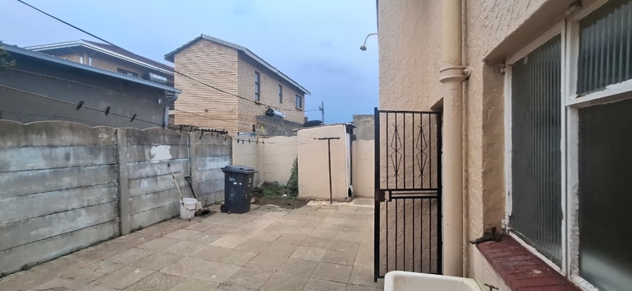 Bedroom Property for Sale in Mapetla Gauteng
