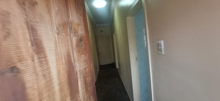  Bedroom Property for Sale in Mapetla Gauteng
