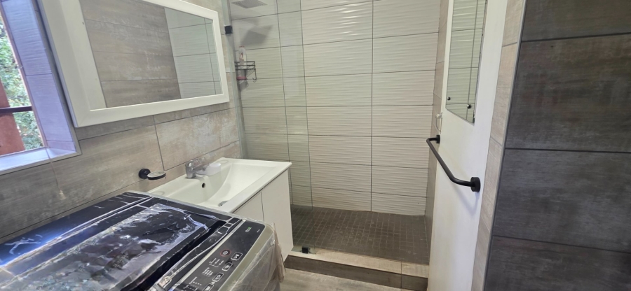 To Let 2 Bedroom Property for Rent in Erasmia Gauteng