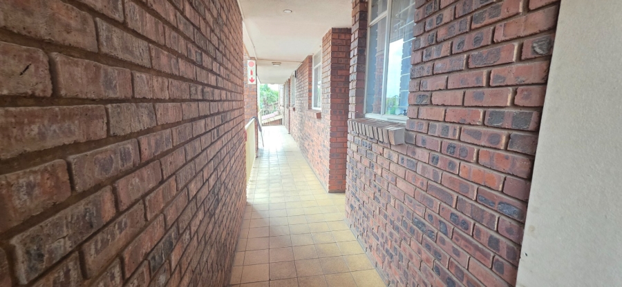 To Let 2 Bedroom Property for Rent in Erasmia Gauteng