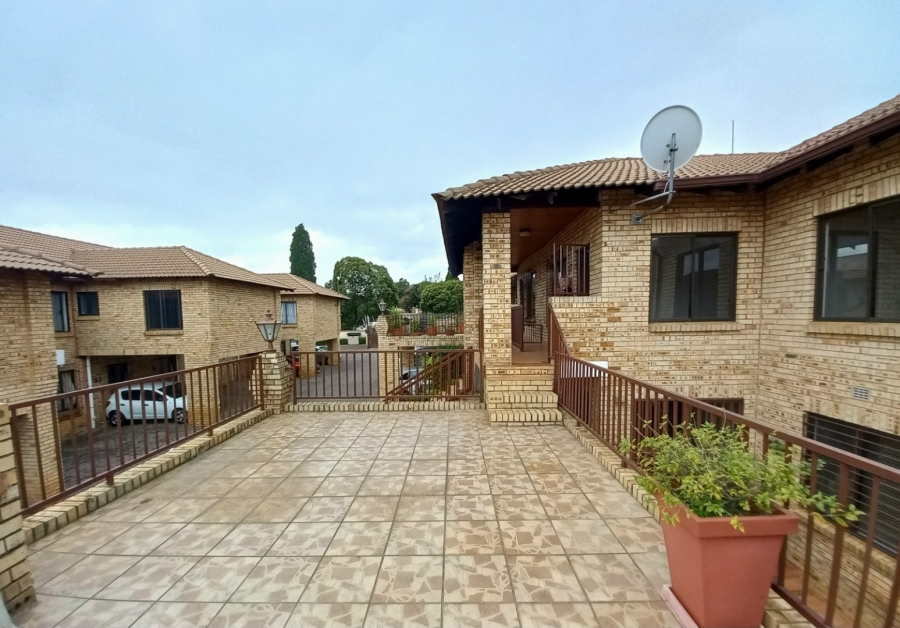 2 Bedroom Property for Sale in Eastleigh Gauteng