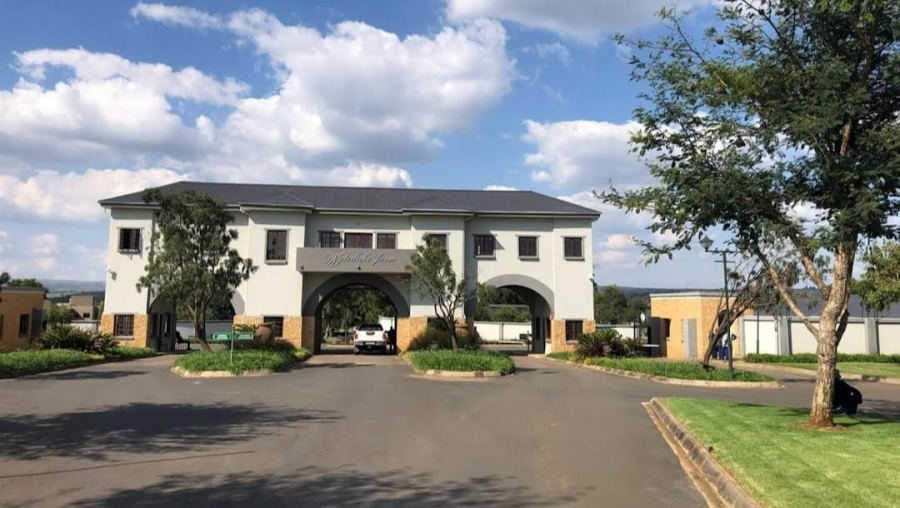 Commercial Property for Sale in Waterlake Farm Lifestyle Estate Gauteng