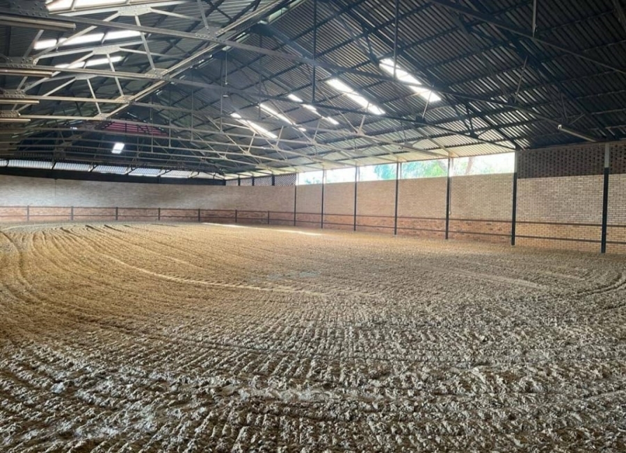 Commercial Property for Sale in Waterlake Farm Lifestyle Estate Gauteng