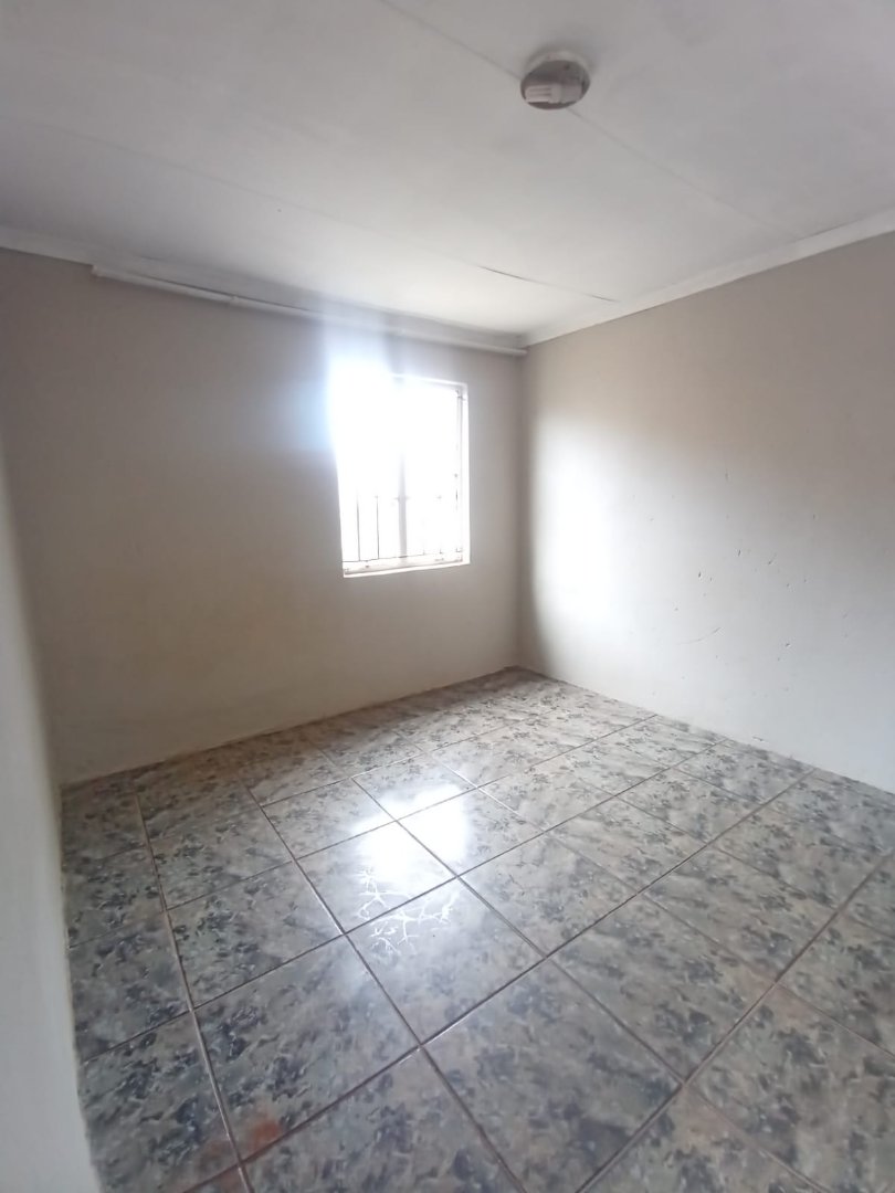 3 Bedroom Property for Sale in Protea Glen Gauteng