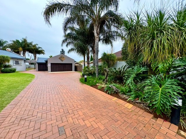 3 Bedroom Property for Sale in Aston Manor Gauteng