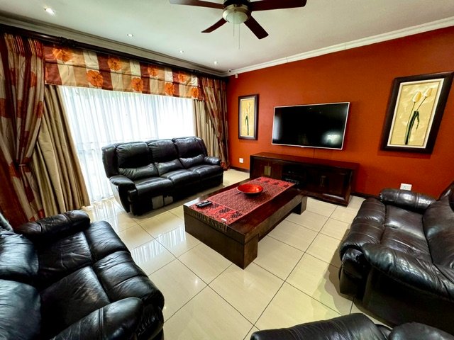 3 Bedroom Property for Sale in Aston Manor Gauteng