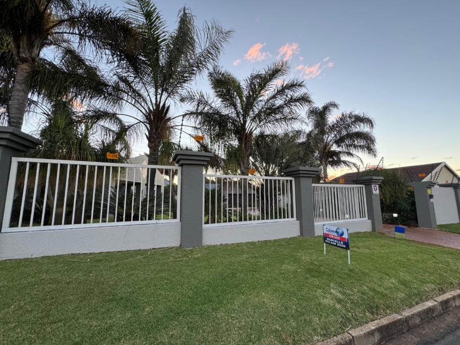 3 Bedroom Property for Sale in Aston Manor Gauteng