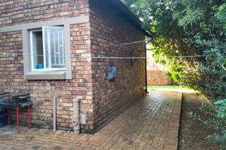 3 Bedroom Property for Sale in Heuwelsig Estate Gauteng