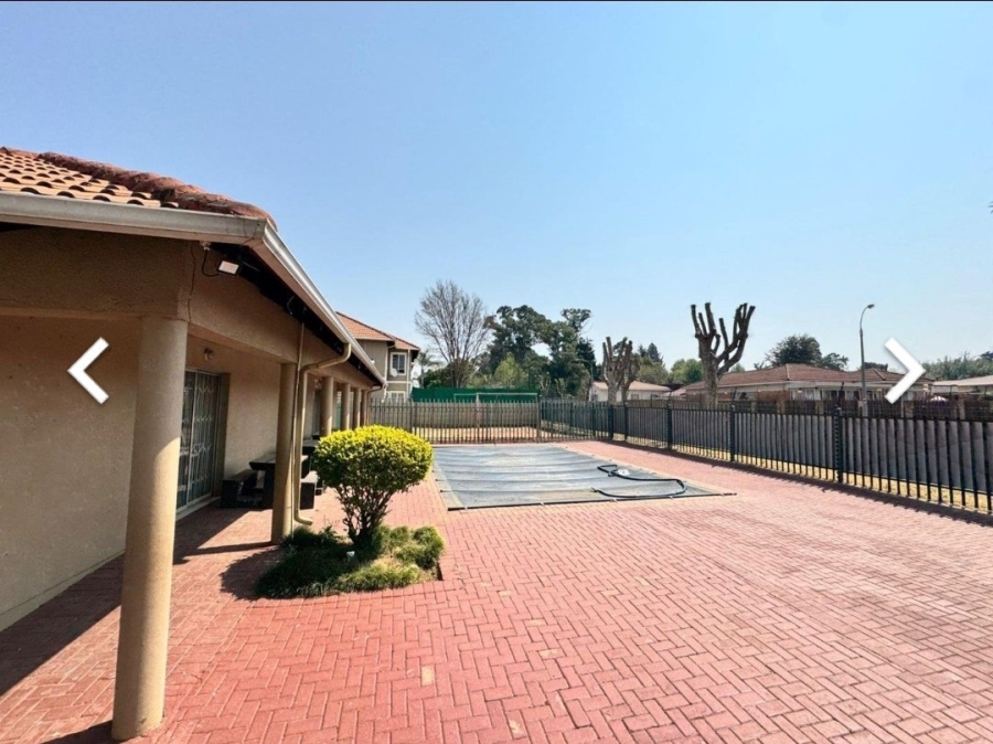 2 Bedroom Property for Sale in Comet Gauteng