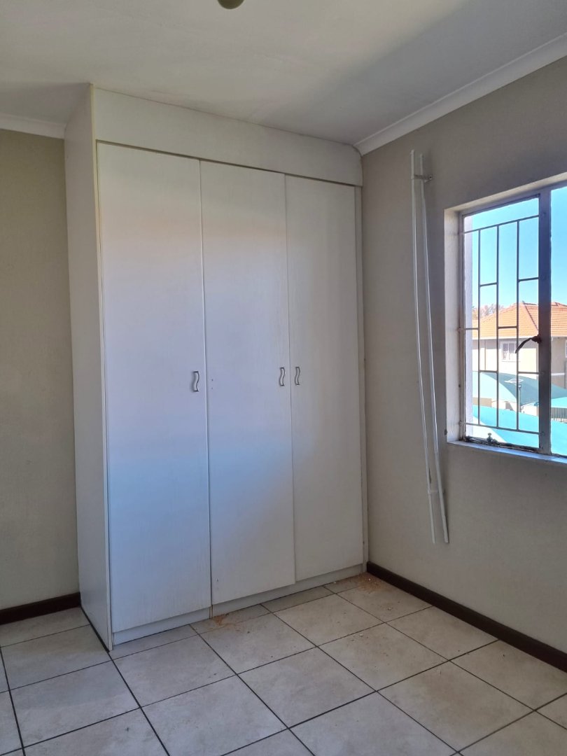 2 Bedroom Property for Sale in Comet Gauteng