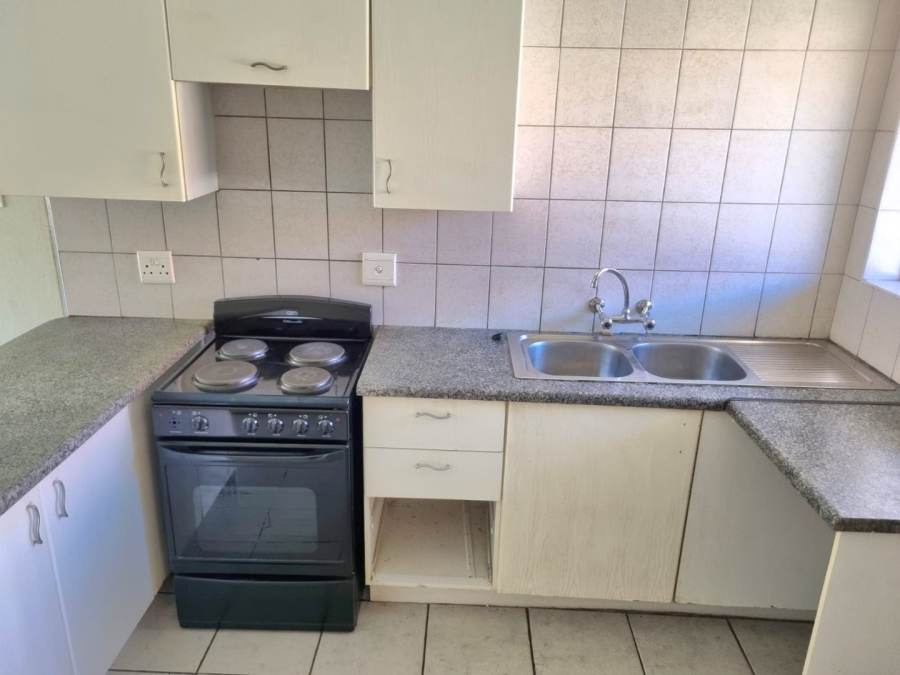 2 Bedroom Property for Sale in Comet Gauteng