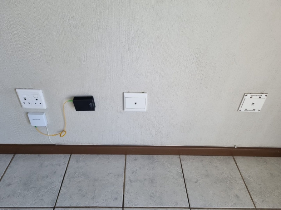 2 Bedroom Property for Sale in Comet Gauteng