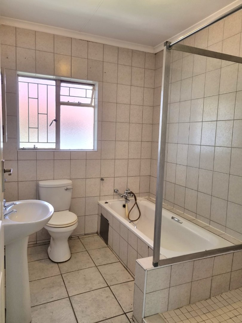 2 Bedroom Property for Sale in Comet Gauteng