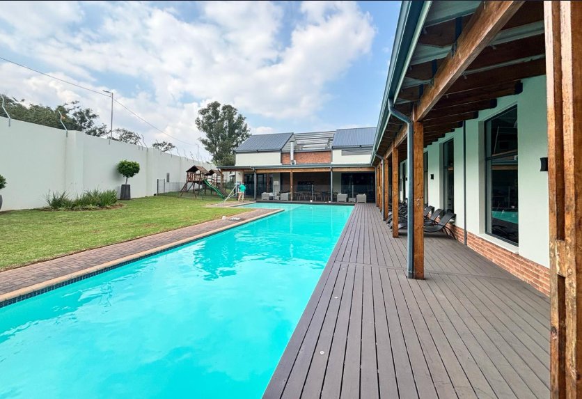 3 Bedroom Property for Sale in Carlswald Gauteng