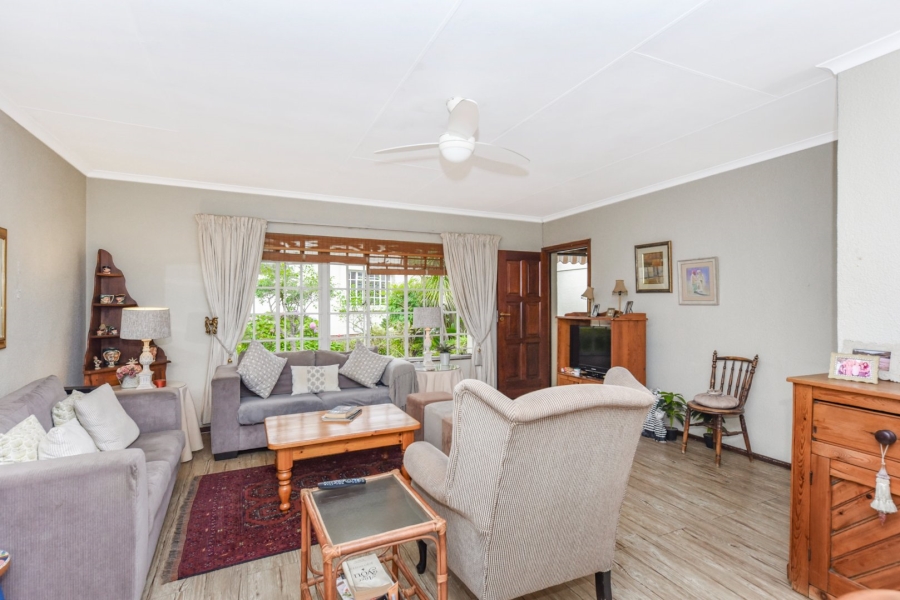2 Bedroom Property for Sale in Magaliessig Gauteng