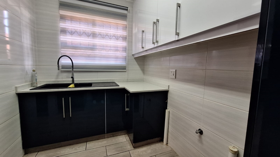 3 Bedroom Property for Sale in Kookrus Gauteng