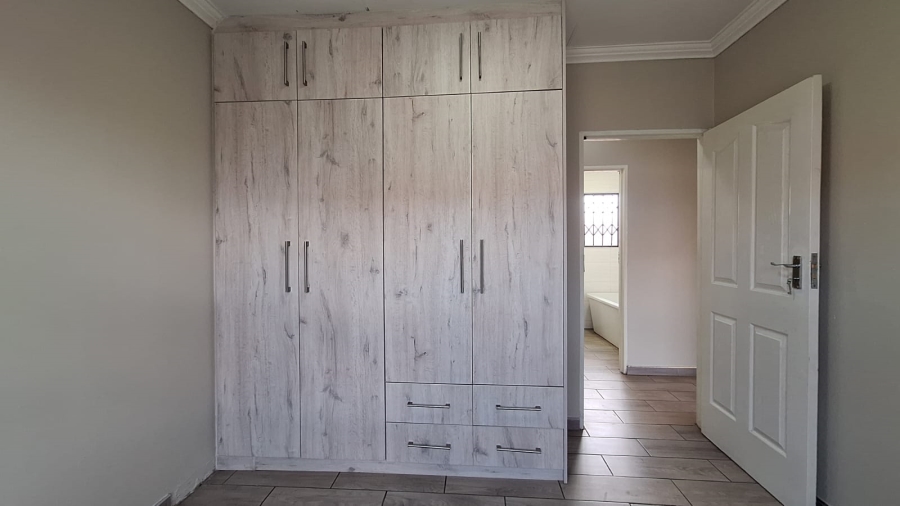 3 Bedroom Property for Sale in Kookrus Gauteng