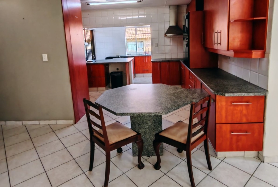 3 Bedroom Property for Sale in Lambton Gauteng