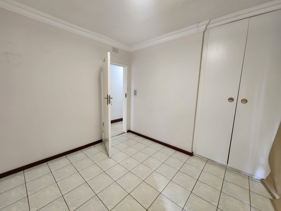 To Let Commercial Property for Rent in Glenanda Gauteng