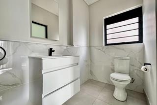 To Let 3 Bedroom Property for Rent in Waterfall Gauteng