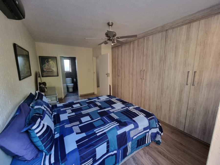 3 Bedroom Property for Sale in New Market Park Gauteng