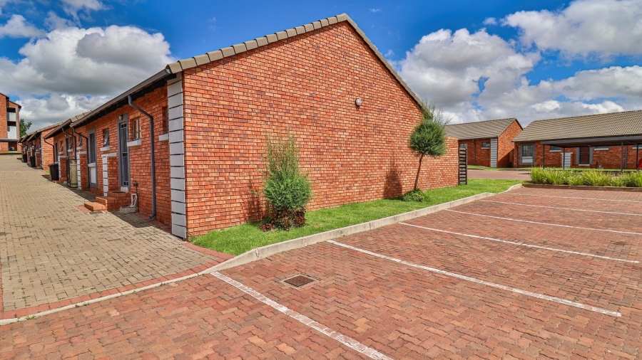 3 Bedroom Property for Sale in Sagewood Gauteng