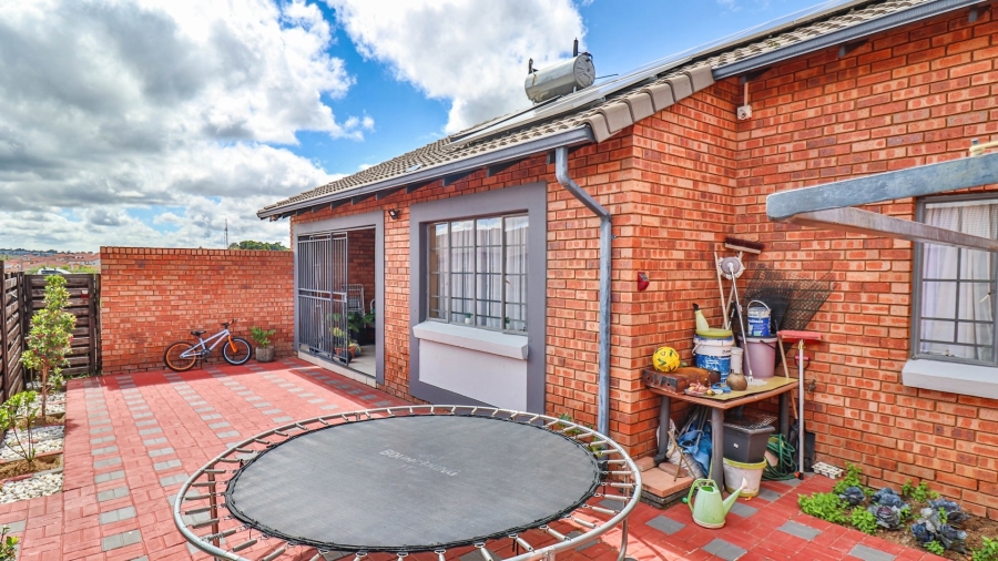 3 Bedroom Property for Sale in Sagewood Gauteng