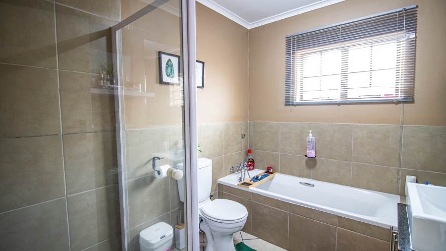 3 Bedroom Property for Sale in Sagewood Gauteng