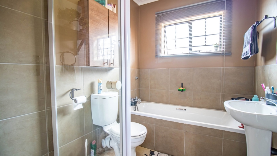 3 Bedroom Property for Sale in Sagewood Gauteng